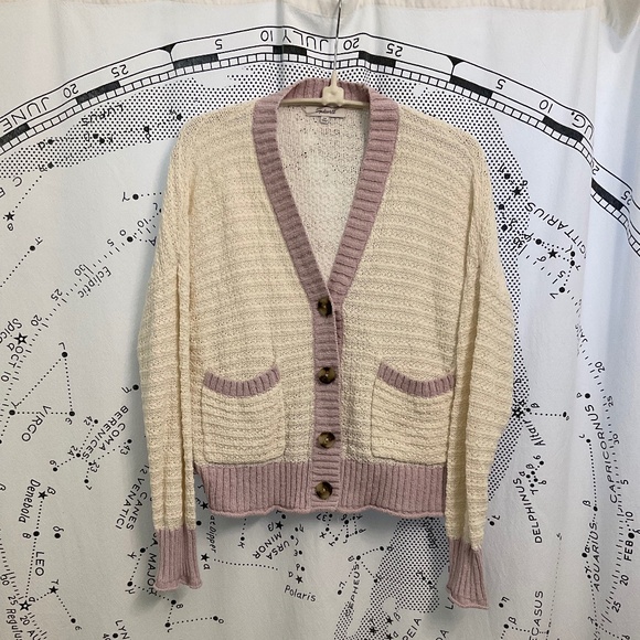 Sweet lil’ Madewell cream and lilac cardigan sweater - Picture 4 of 15